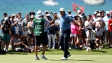 Vinny Del Negro’s dad died, and his golf tribute is one of the best you’ll hear